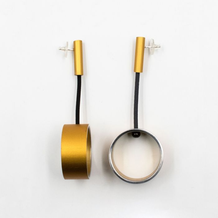 Circle earrings with bar online